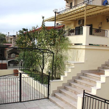 Home With Amazing View Monte Sant'Angelo Bagian luar foto